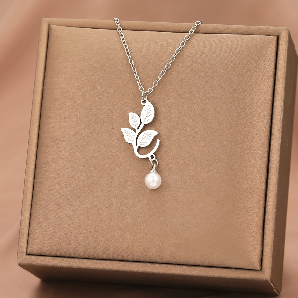 Stainless Steel Necklaces Retro Lrregular leaf Pendant White Imitation Pearl Light Luxury Necklace For Women Jewelry Party Gifts