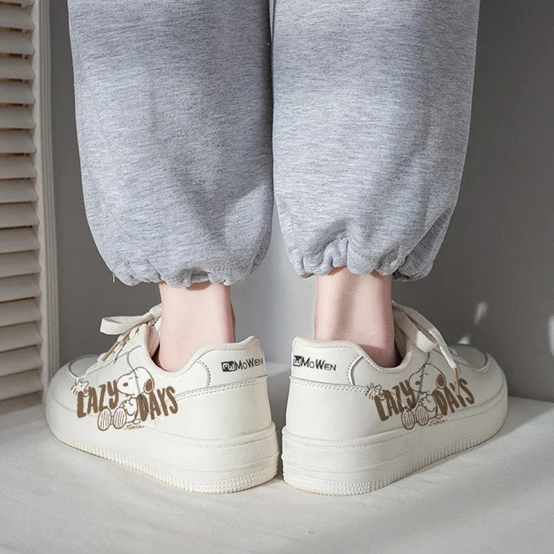 Snoopy Women Casual Shoes Fashion Breathable Walking Flat Shoes Woman White Graffiti Sneakers Women Tenis Feminino Female Shoes