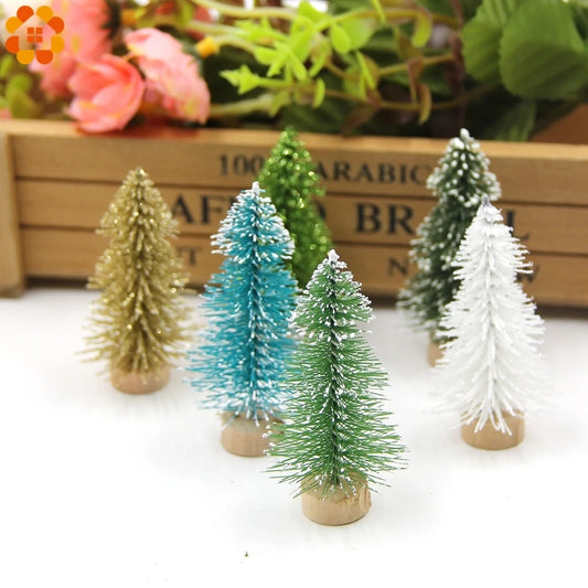 DIY House CH745-10pcs Kleiner Weihnachtsbaum - Größe 6,5 cm 10 Stück