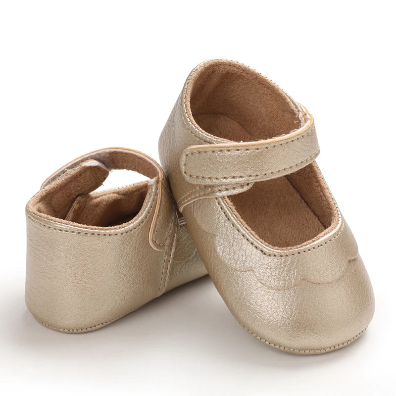 Baby Mädchen Schuhe 2025 - Fashion Einfarbig Leder Blume Prinzessin - Weiche Gummisohle Rutschfest Casual Erste Laufschuhe