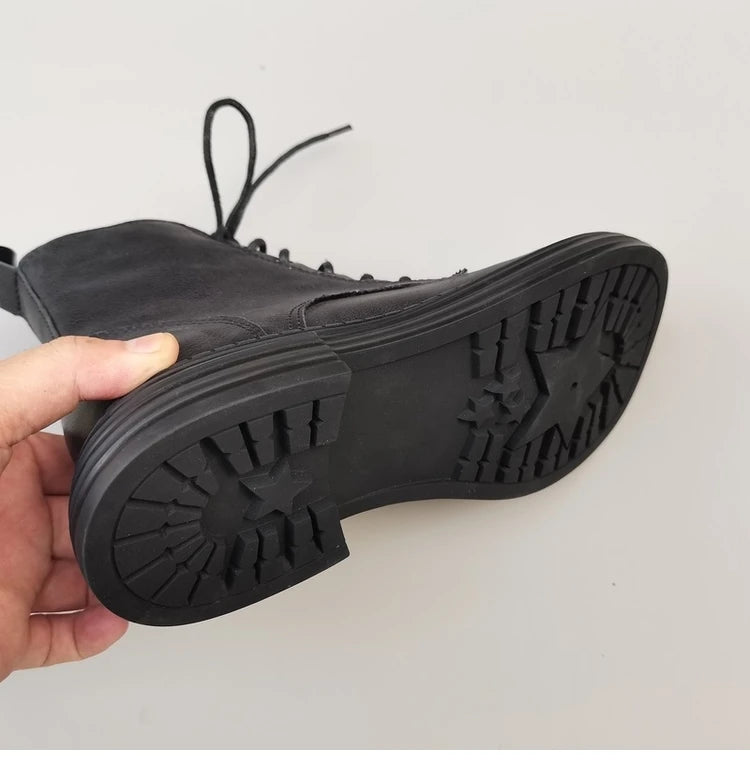 Ghete la gleznă Careaymade, piele naturală, variantă lată - mărime mare, înălțime toc 3-5 cm, căptușeală din lână