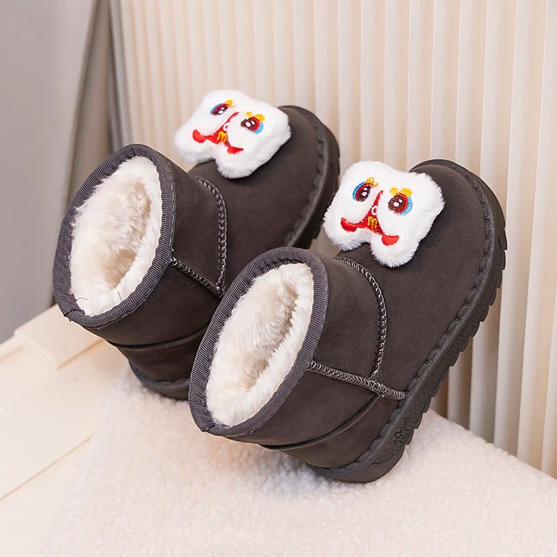 Kinder Winter Stiefel für Jungen Outdoor Neue Mädchen Schnee Stiefel Niedlichen Cartoon Mode Kausalen Kinder Outdoor Plüsch Stiefel Warme Vielseitig