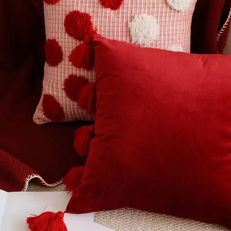 Modern Red Festive Cushion Cover Christmas Party Pillow Cover Decorative Polka Dot Tufted Tassel Velvet Pillowcase Home Decor