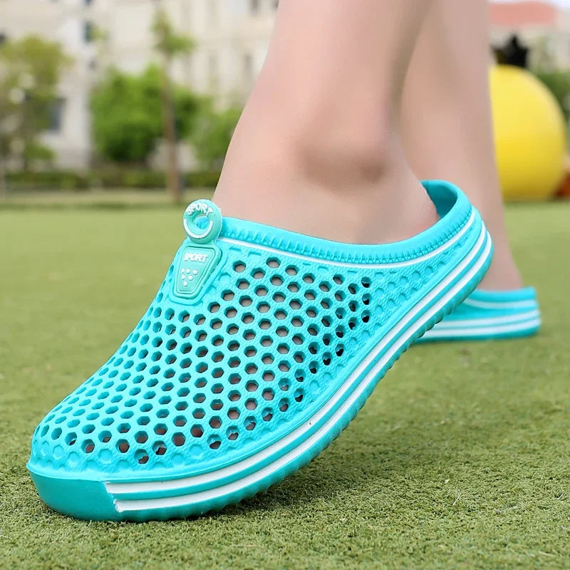 Herren-Pool-Sandalen 2025: Sonkpuel Komfortable Männer Pool Sandalen Sommer Outdoor Strand Schuhe Männer Slip on Garten Clogs Lässige Wasser Dusch Hausschuhe Unisex Zapatos Kollektion