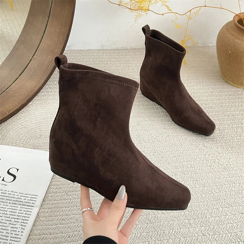 Ghete fără gleznă Ohmmayby ​​​​Slip-On - Mărimi 36-41, Toc 3-5 cm