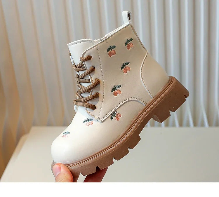 Luna Cherry Kurzstiefel Stickerei - Größe 24-37 Softsohle
