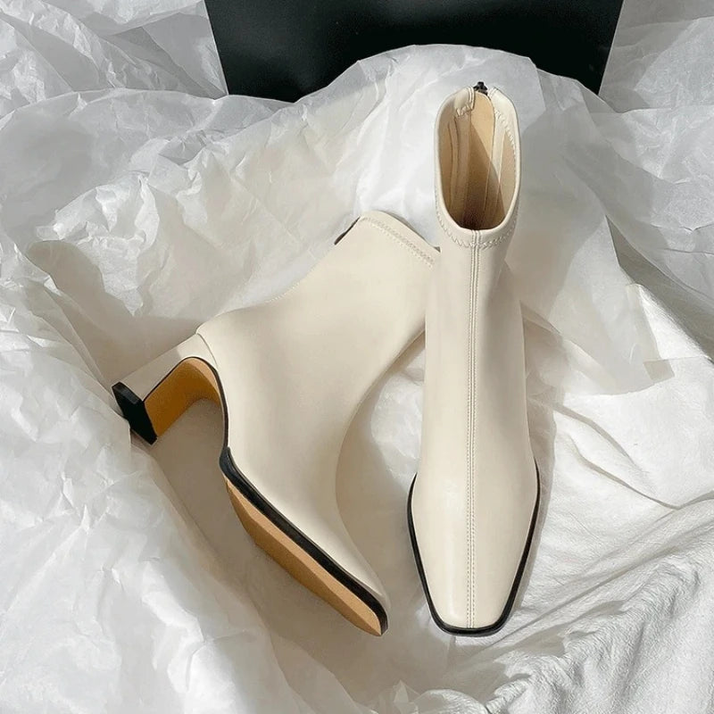 Ghete Chelsea din piele ecologică KTCZ cu fermoar, vârf pătrat - mărime EU 36-41, înălțime toc 5,5 cm, lungime ax 9 cm