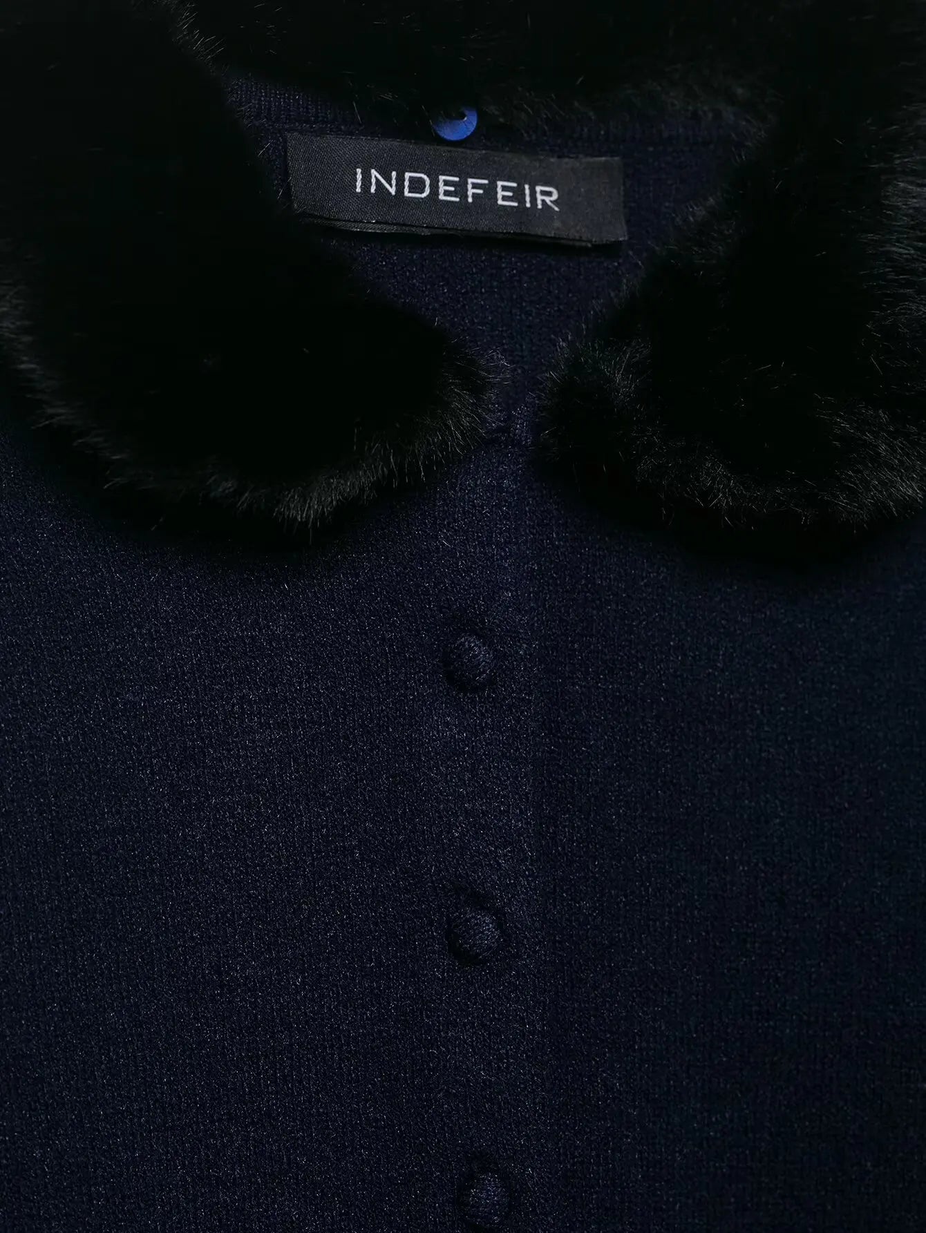 CN Jiangsu Cardigan - Knopf Mit Gürtel, Größe M, Gewicht 120-220 Gramm Pro Quadratmeter, Material Strick