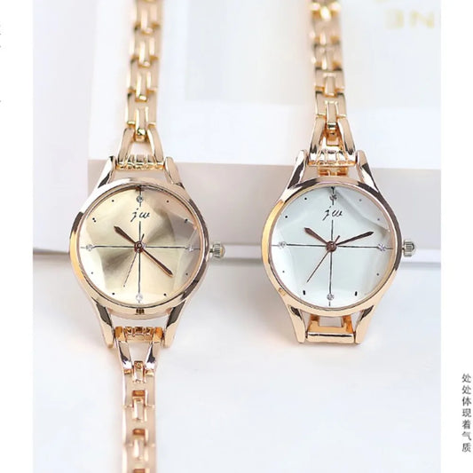 Retro Strass Uhr 2025 - Frauen Armband Uhren Elegant Roségold - Damen Luxus Quarz Armbanduhr Relojes Para Mujer