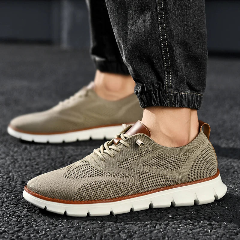 New Men's Sneakers Light Breathable Casual Flat Shoes Outdoor Fashion Comfortable Dress Shoes Anti-Slip Sports Walking Shoes