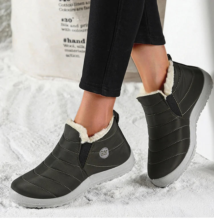 Ghete de iarnă pentru femei HAJINKCN, impermeabile, cu căptușeală - Mărimea 36-41, fără slip, până la gleznă