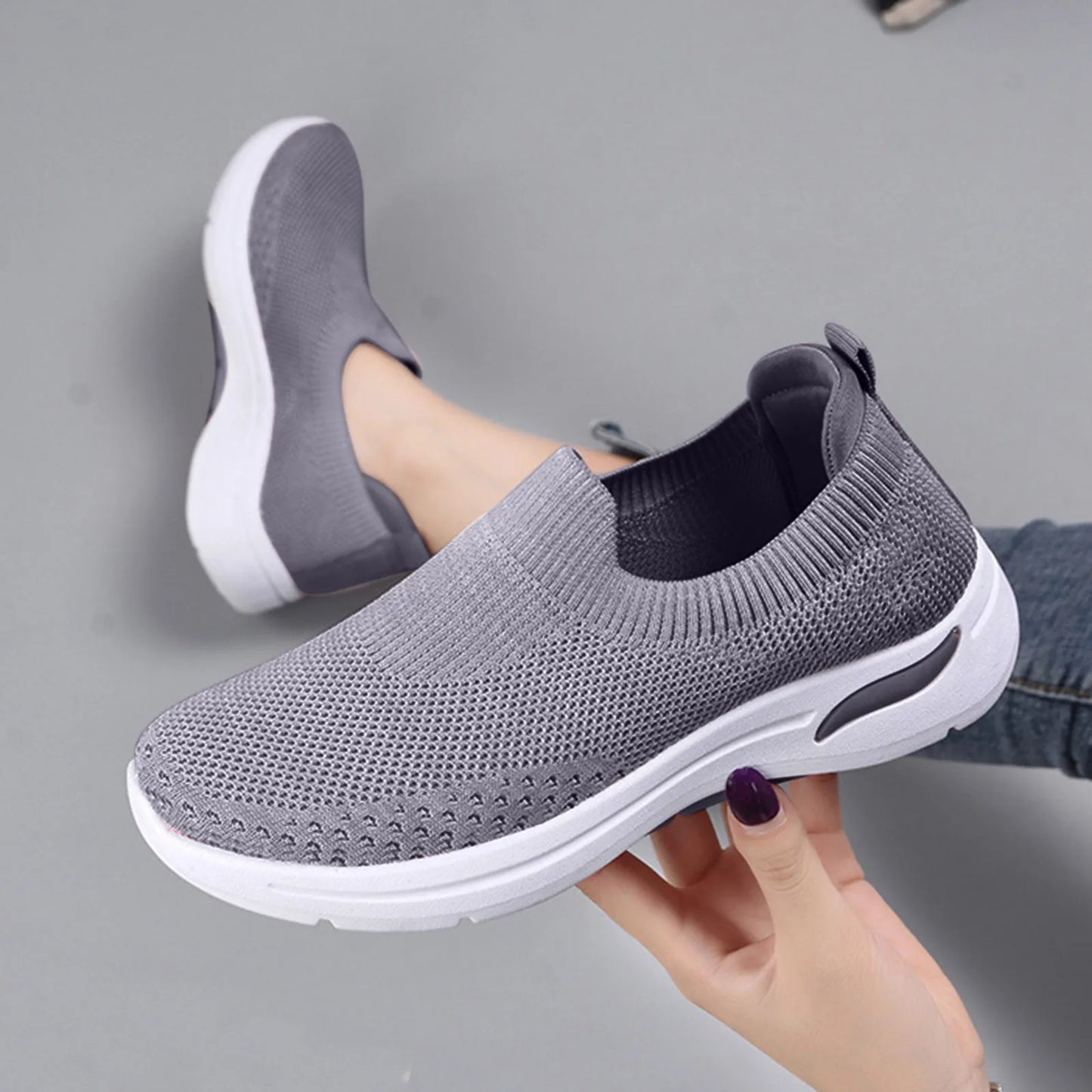 Women's New Summer Shoes Mesh Breathable Sneakers Light Slip on Flat Platform Casual Shoes Ladies Anti-slip Walking Woven Shoes