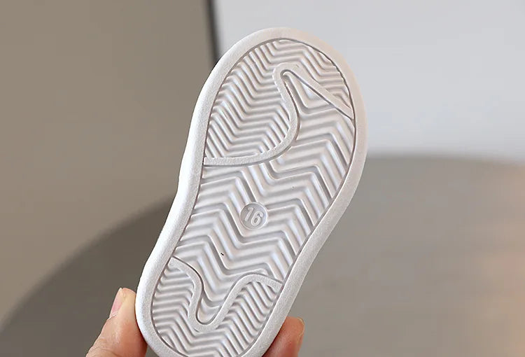 Neue Baby Schuhe 2025 - Frühling Herbst Weiche Sohle Kleinkind - Jungen Sport Schuhe Neue Weiße Mädchen Atmungsaktiv Rutschfest