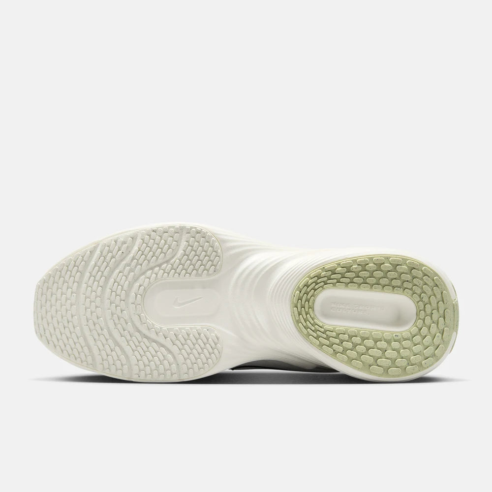 Nike IB2766-100 Uplift SC - Obermaterial Polyester, Innensohle EVA, Außensohle Gummi