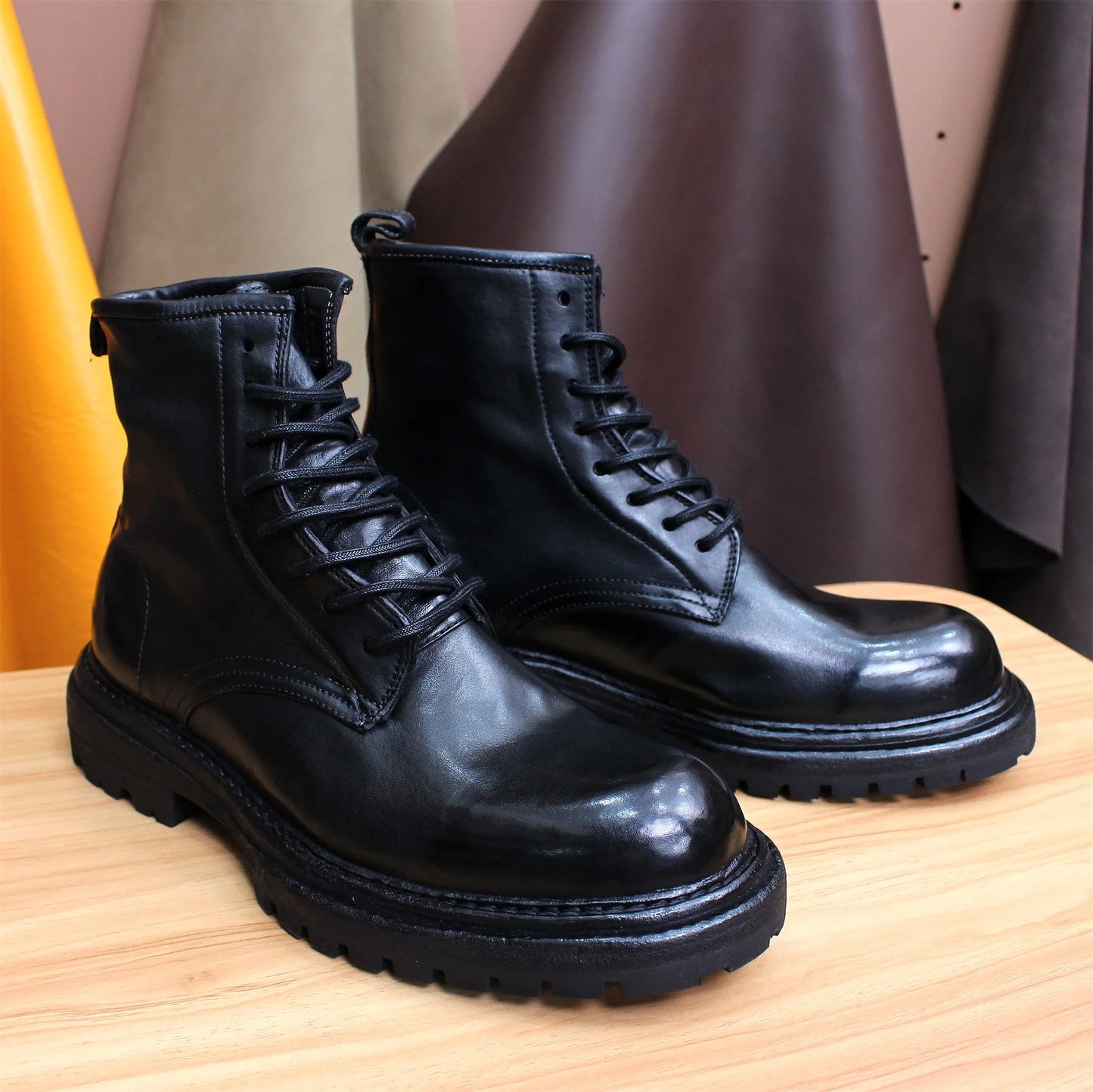 Goodyear Pure Handmade Pferdelederstiefel - Individuelle Schnürung Schafthöhe Mittelhoch Vollleder Innensohle