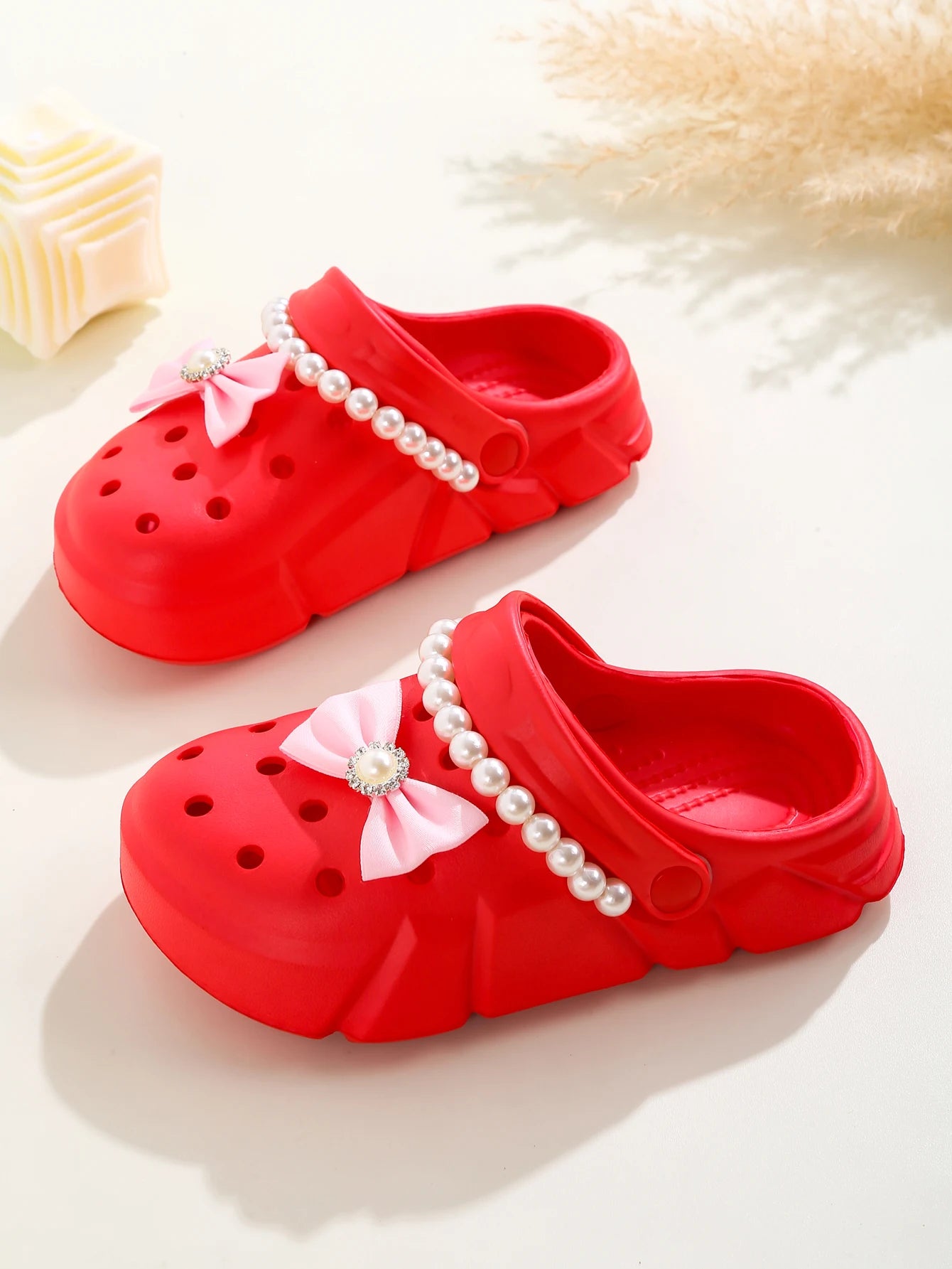 Mädchen-Clogs 2025: Atmungsaktive Schleife-Accessoires - Strand Garden Collection