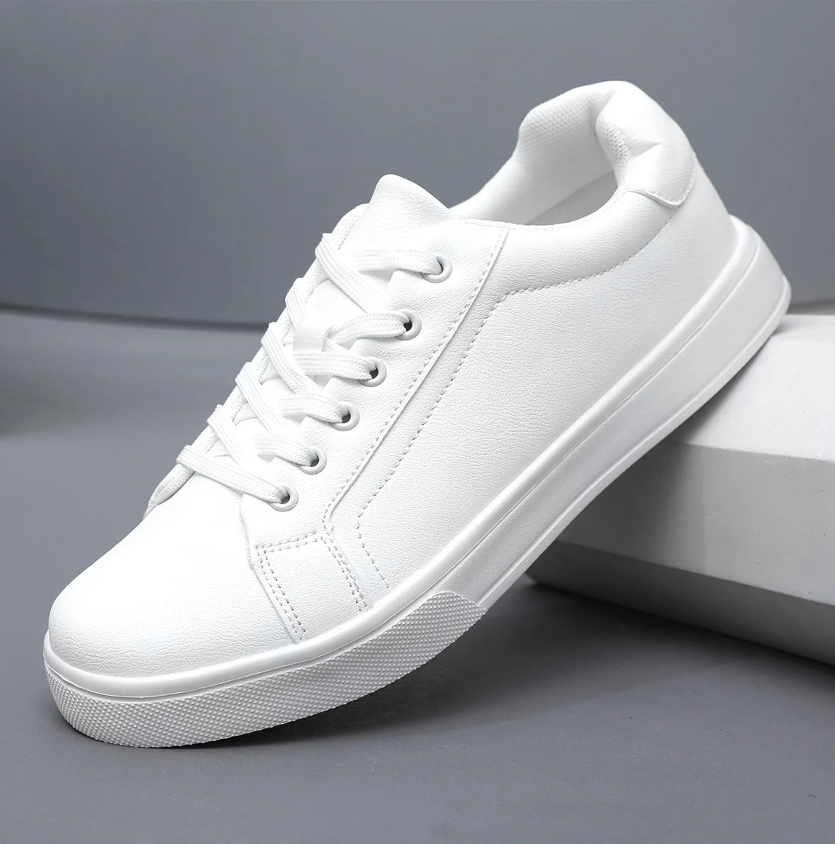 Men Shoes Sneakers for Men 2024 New Fashion  Comfort Lightweight Casual Shoes Outdoor Walking Skateboard Footwear Size 39-46