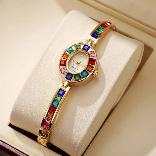 Damen-Uhr 2025: Luxury-Rhinestone Fashion-Bracelet - Girls Clock Collection