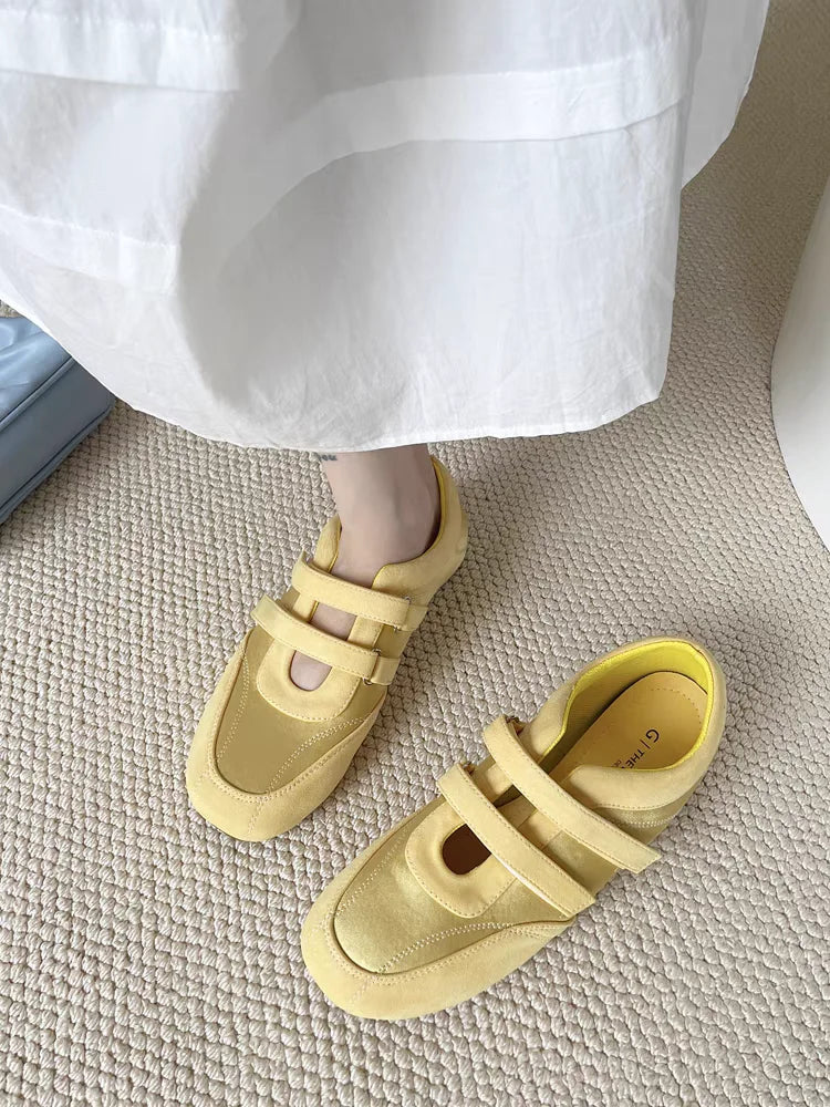Women Flats Sneakers Designer Casual Shoes Running Sport Shoes 2025 Fashion New Brand Walking Comfort Spring Mujer De Zapatillas
