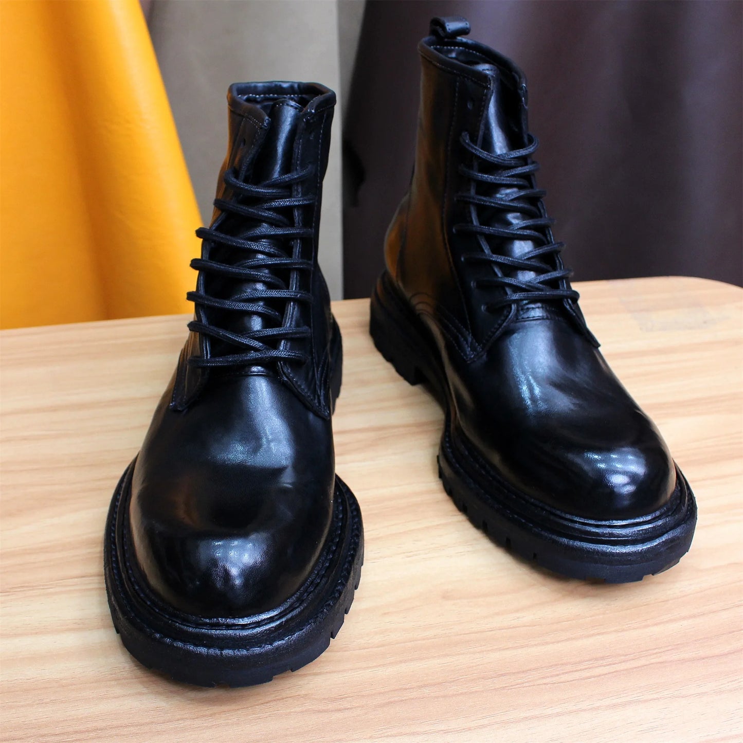 Goodyear Pure Handmade Pferdelederstiefel - Individuelle Schnürung Schafthöhe Mittelhoch Vollleder Innensohle