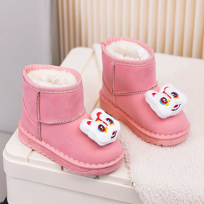 Kinder Winter Stiefel für Jungen Outdoor Neue Mädchen Schnee Stiefel Niedlichen Cartoon Mode Kausalen Kinder Outdoor Plüsch Stiefel Warme Vielseitig