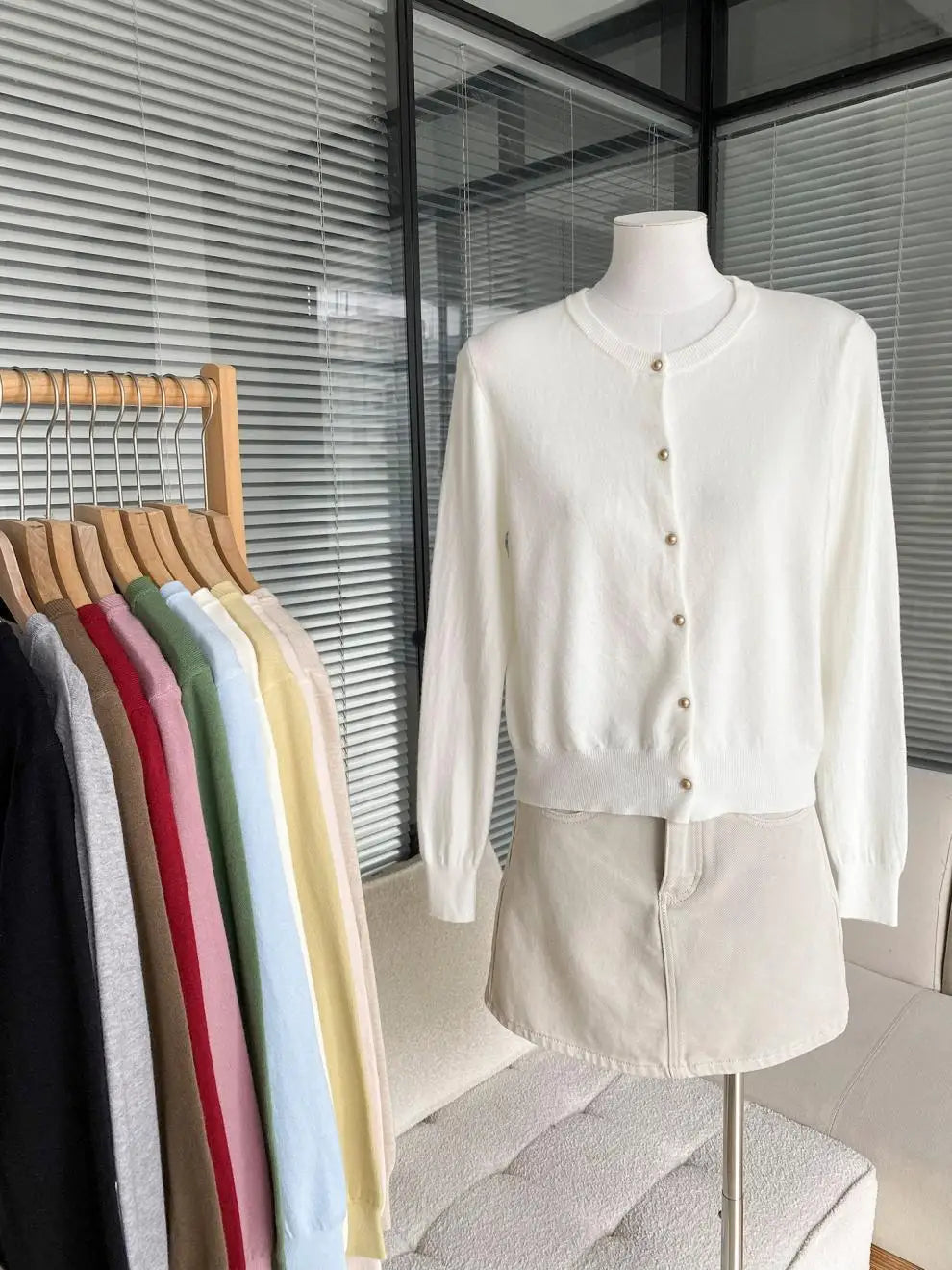 CN Guangdong Cardigan O-Kragen - Größe regulär, Leicht