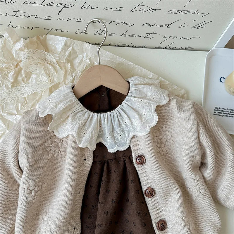 CN Zhejiang 111 Strickcardigan Floral Kleid - Größe 4-6Y, Zwei-Teilig, Baumwolle Kindermode