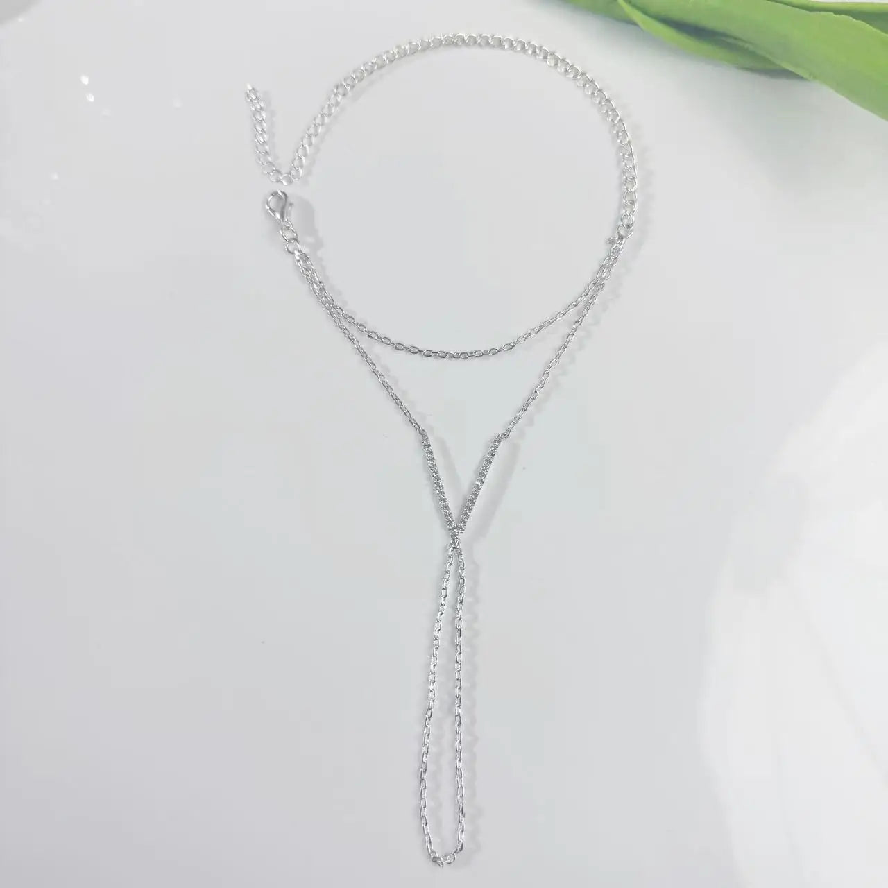 Luna Vela Mehrschichtig V-Form Fußkettchen - Kristall 22cm