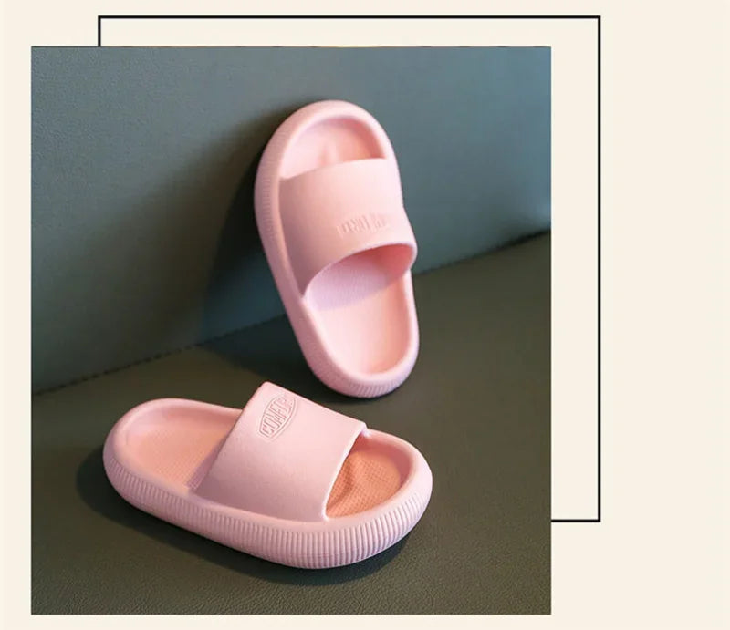Summer Children Casual Slippers Solid Color Breathable Non-Slip Home Bathroom Beach Kids Soft Slippers Boys Girls Indoor Shoes