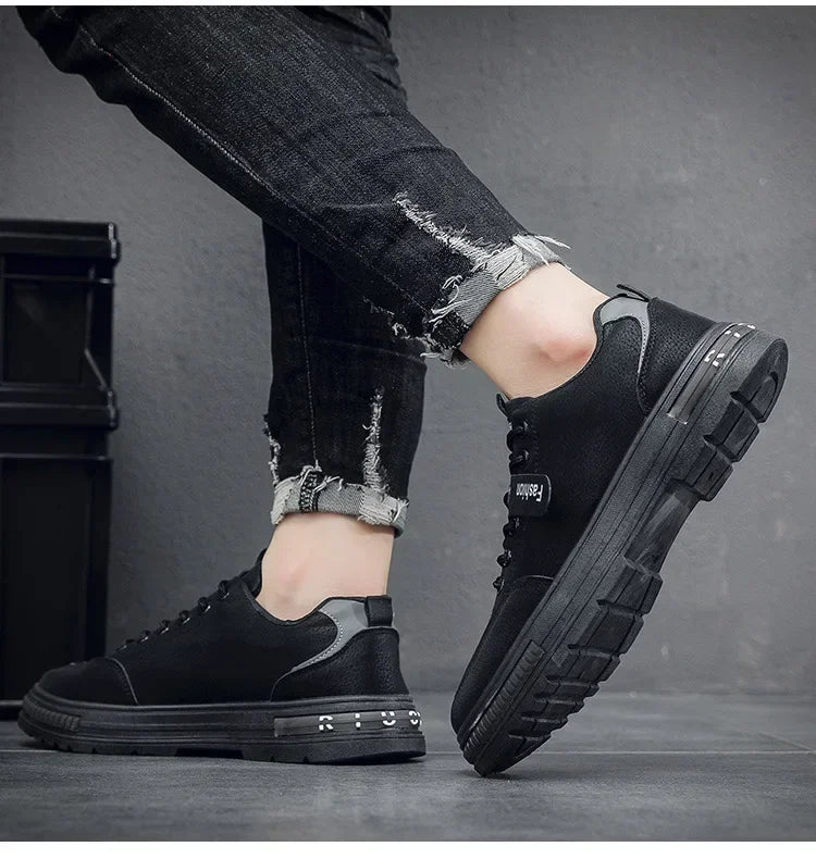 Wear resistant New BreathableWork Safety Shoes Trendy Versatile Comfortable Eva Insoles Rubber Upper shoes for men  sneakers men