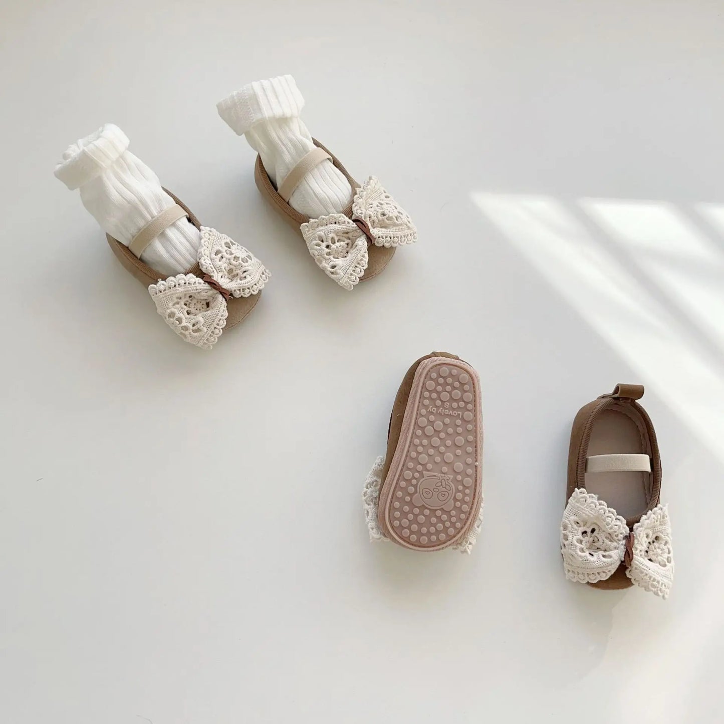Mädchen Schuhe 2025 - Frühling Western Schleife Baby Schuhe - Vielseitige Sneaker Outdoor Rutschfest Weiche Sohle