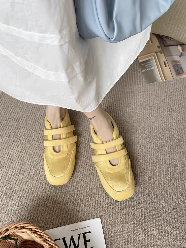 Women Flats Sneakers Designer Casual Shoes Running Sport Shoes 2025 Fashion New Brand Walking Comfort Spring Mujer De Zapatillas