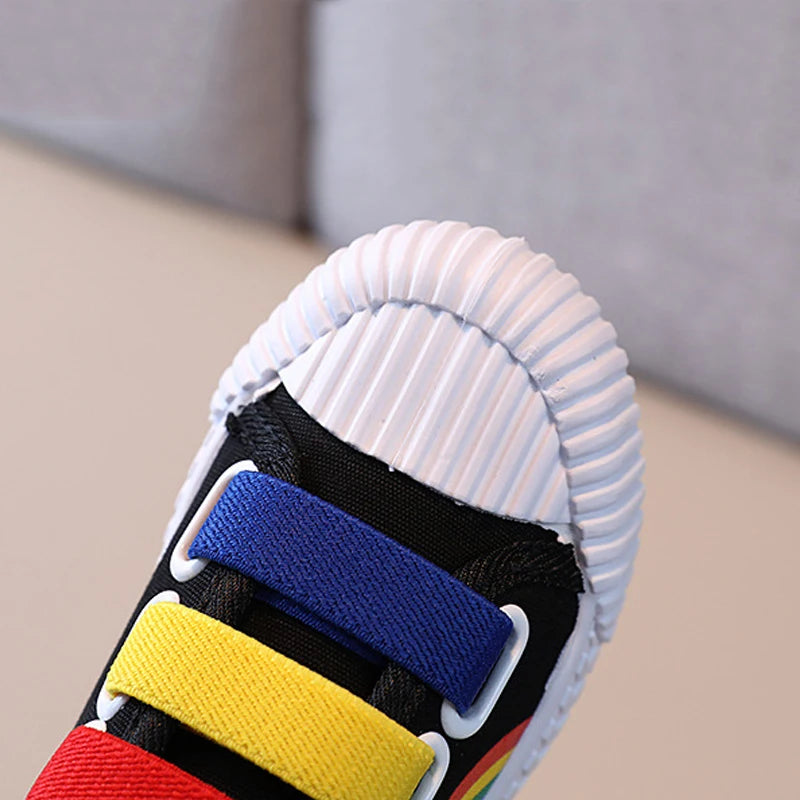 Kinder-Sneaker Jungen Mode Haken-Schuhe Mädchen Rutschfest Casual Studenten Canvas-Schuhe Frühling Herbst Neues Kinder Designer Flats-Schuhe