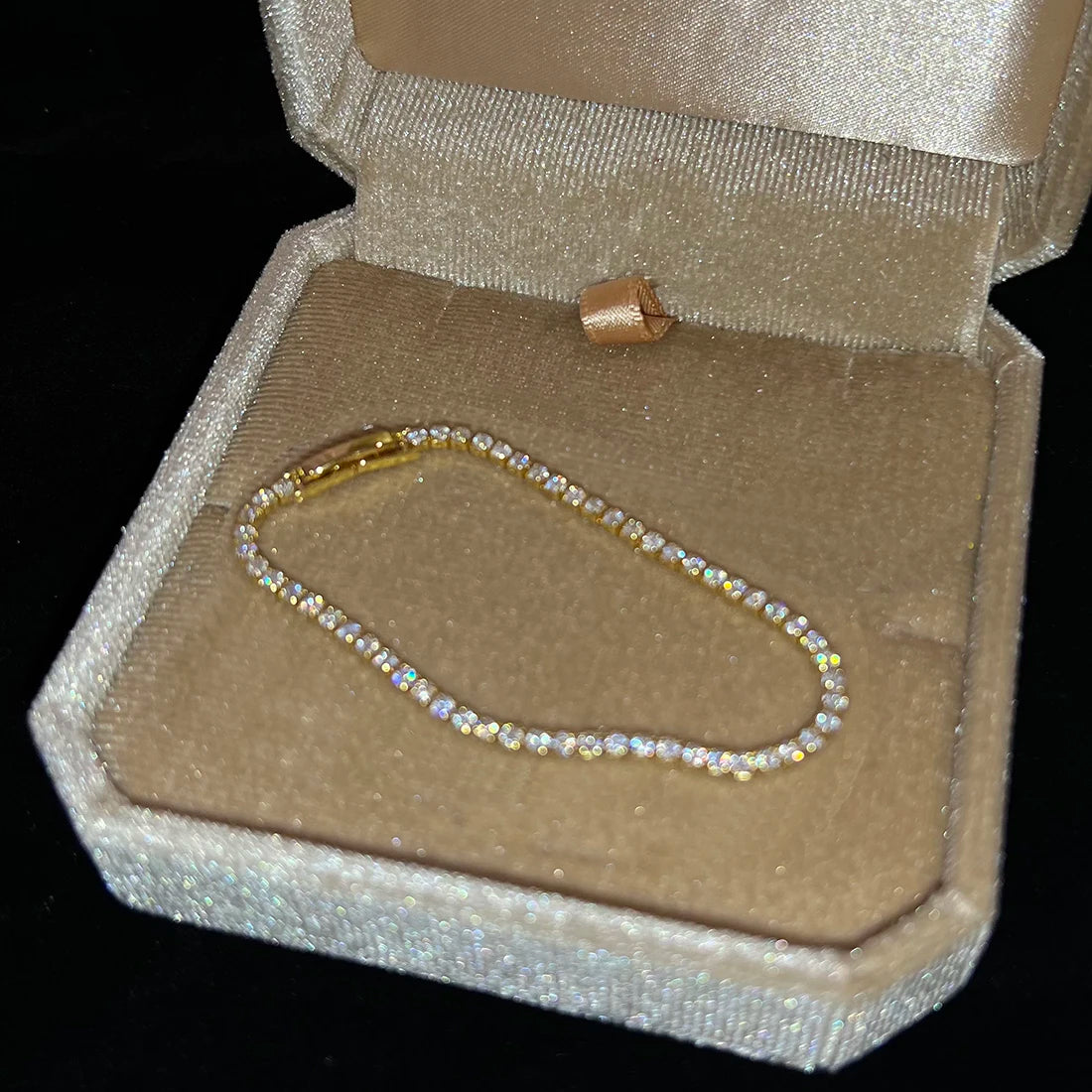 Luxus Klassisch Voller Strass 18K Gold Plattiert Armbänder Für Frauen Funkelnd Einfach Zirkon Armbänder Schmuck Geburtstag Geschenke
