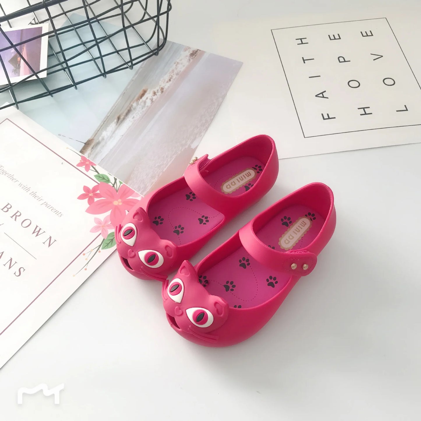 Mädchen-Sandalen 2025: Jelly-Katze Princess-Kawaii Strand Kinder - Beach Kids Kollektion Transparente Schuhe 14+ Jahre