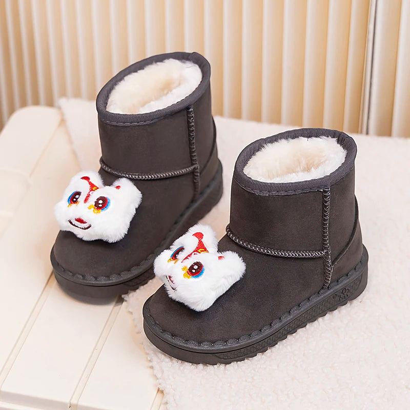 Kinder Winter Stiefel für Jungen Outdoor Neue Mädchen Schnee Stiefel Niedlichen Cartoon Mode Kausalen Kinder Outdoor Plüsch Stiefel Warme Vielseitig