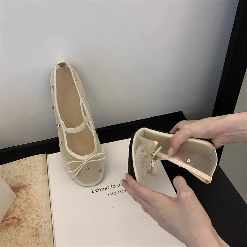 Frühling Flache Schuhe 2025 - Mädchen Fashion Runder Kopf Schmetterling Knoten - Mesh Atmungsaktiv Weiche Sohle Rutschfest