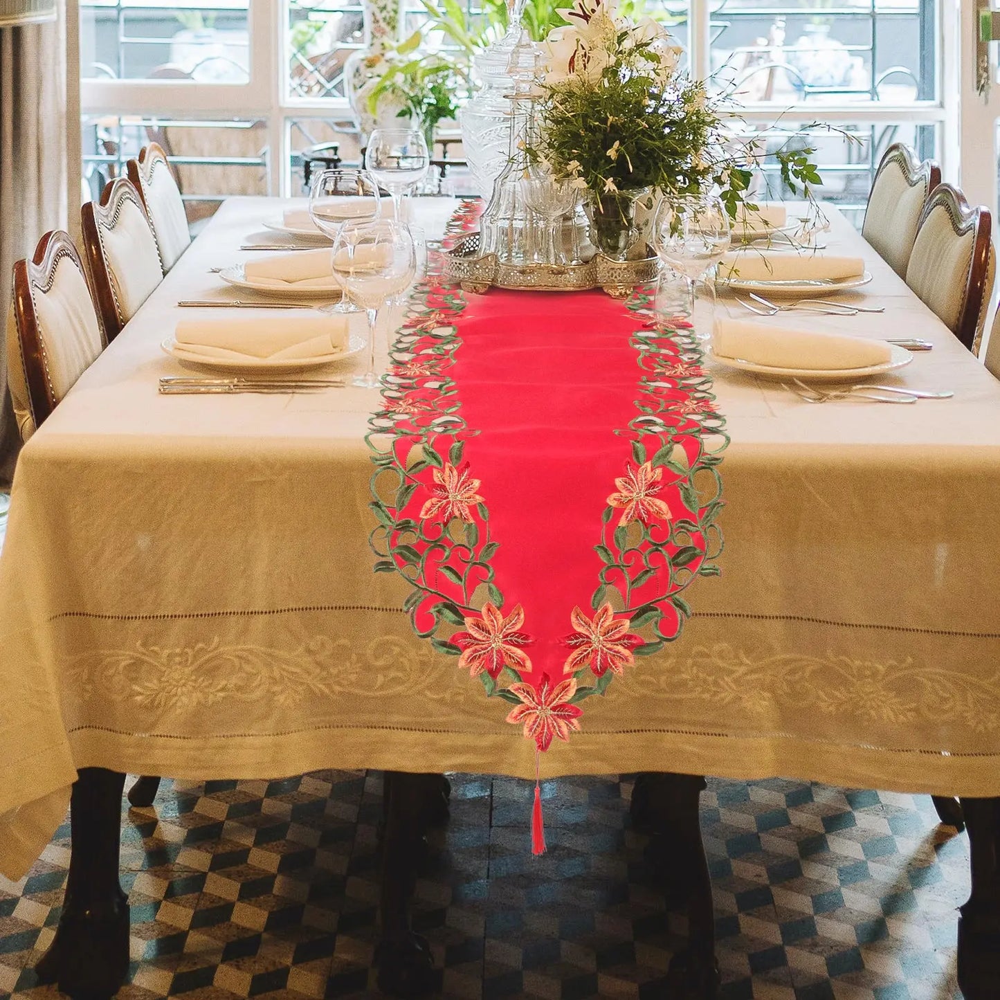 Embroidered Christmas Printed Christmas Decoration Tablecloths Party Picnic Retro Style Table Decoration Supplie Runners Linens