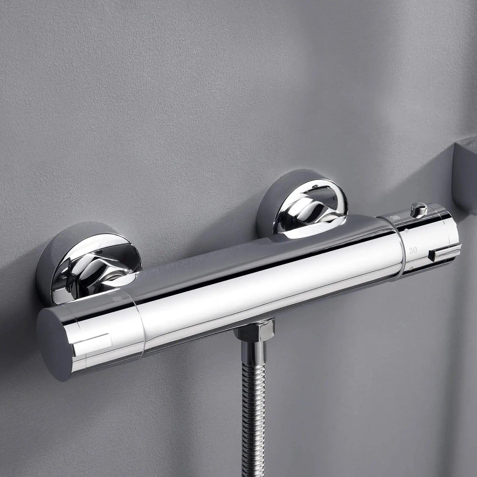 Duschmischbatterie mit Thermostat, 38 ° C-Sicherheitsknopf, runder thermostatischer Chrommischer für Badezimmer und Badewanne, oberflächenmontiert by Golden Bridge Store