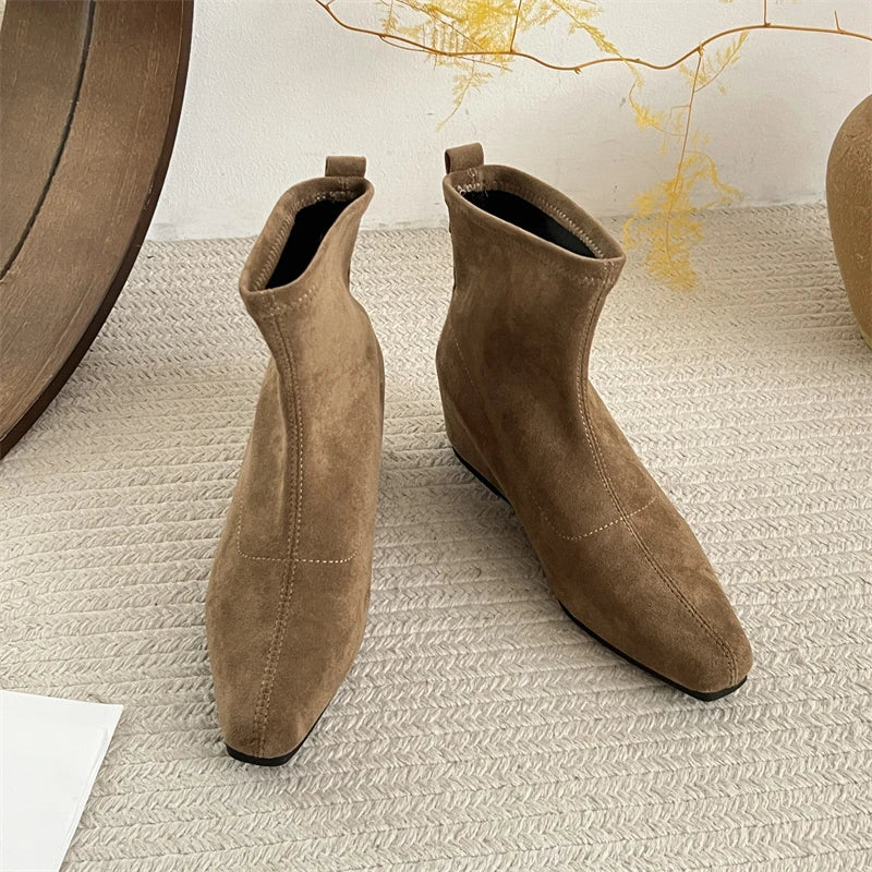 Ghete fără gleznă Ohmmayby ​​​​Slip-On - Mărimi 36-41, Toc 3-5 cm