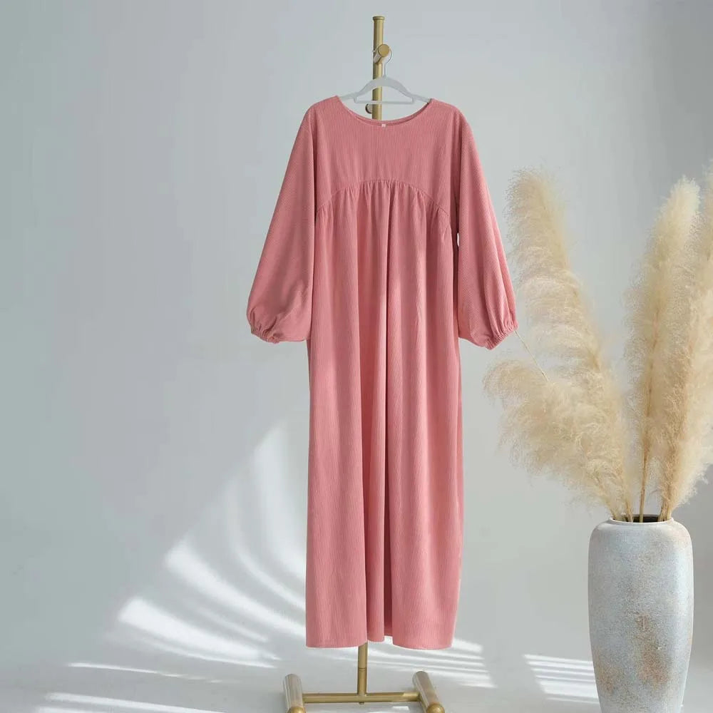 CN Zhejiang Corduroy Balloon Sleeve Abaya - Größe M Winter