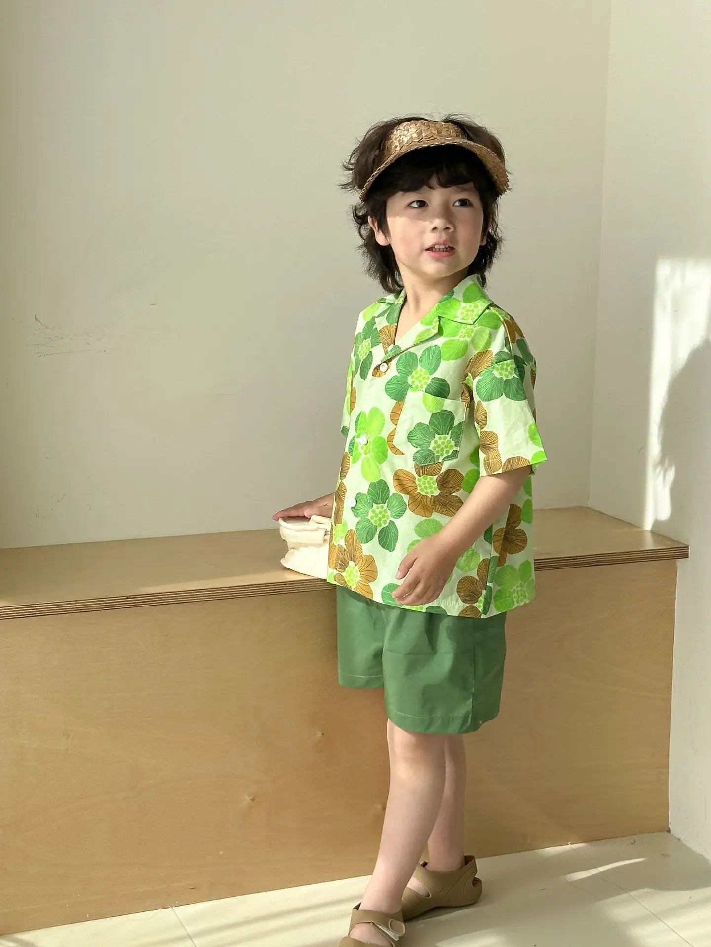 Kinder-Kleidungsset 2025 Sommer Neu Jungen Hemden Shorts 2-teilig Set Mädchen Blumenkleid Kinder Bruder Schwestern Outfits