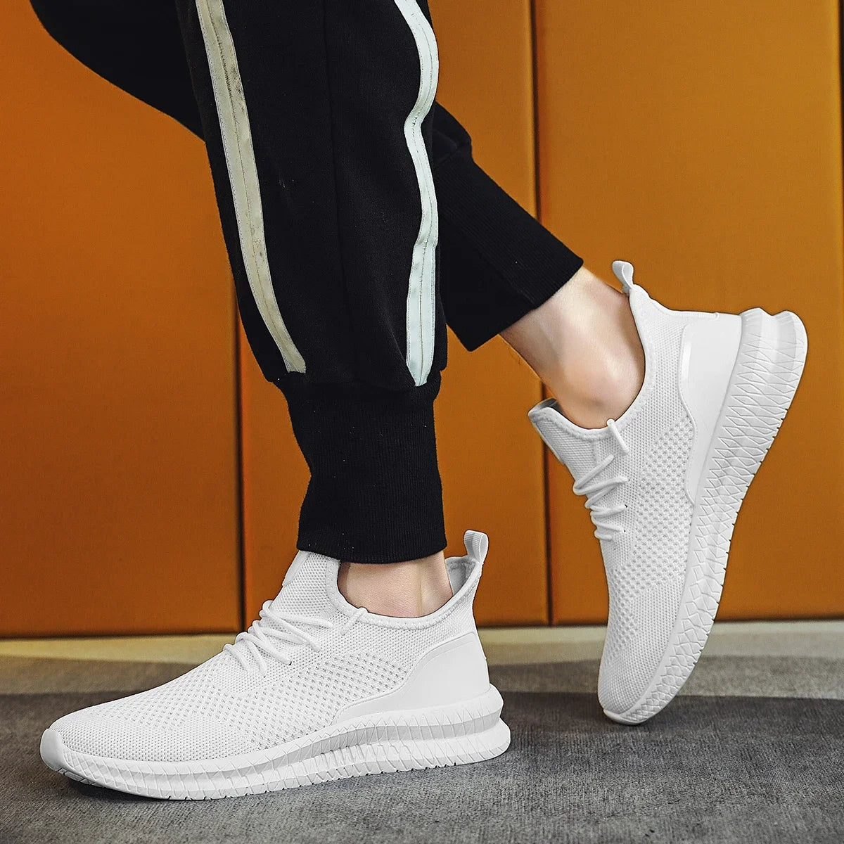 Men's Luxury Sneakers Fashion Trainer Athletic Casual Shoe High Quality Breathable Soft Running Walking Tennis Outdoor Man Shoes