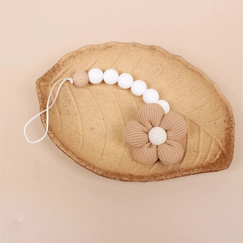Cute Baby Silicone Bead Pacifier Chain Newborn Baby Things Accessories Pacifier Clips Flower Pacifiers Chain Nipple Bracket