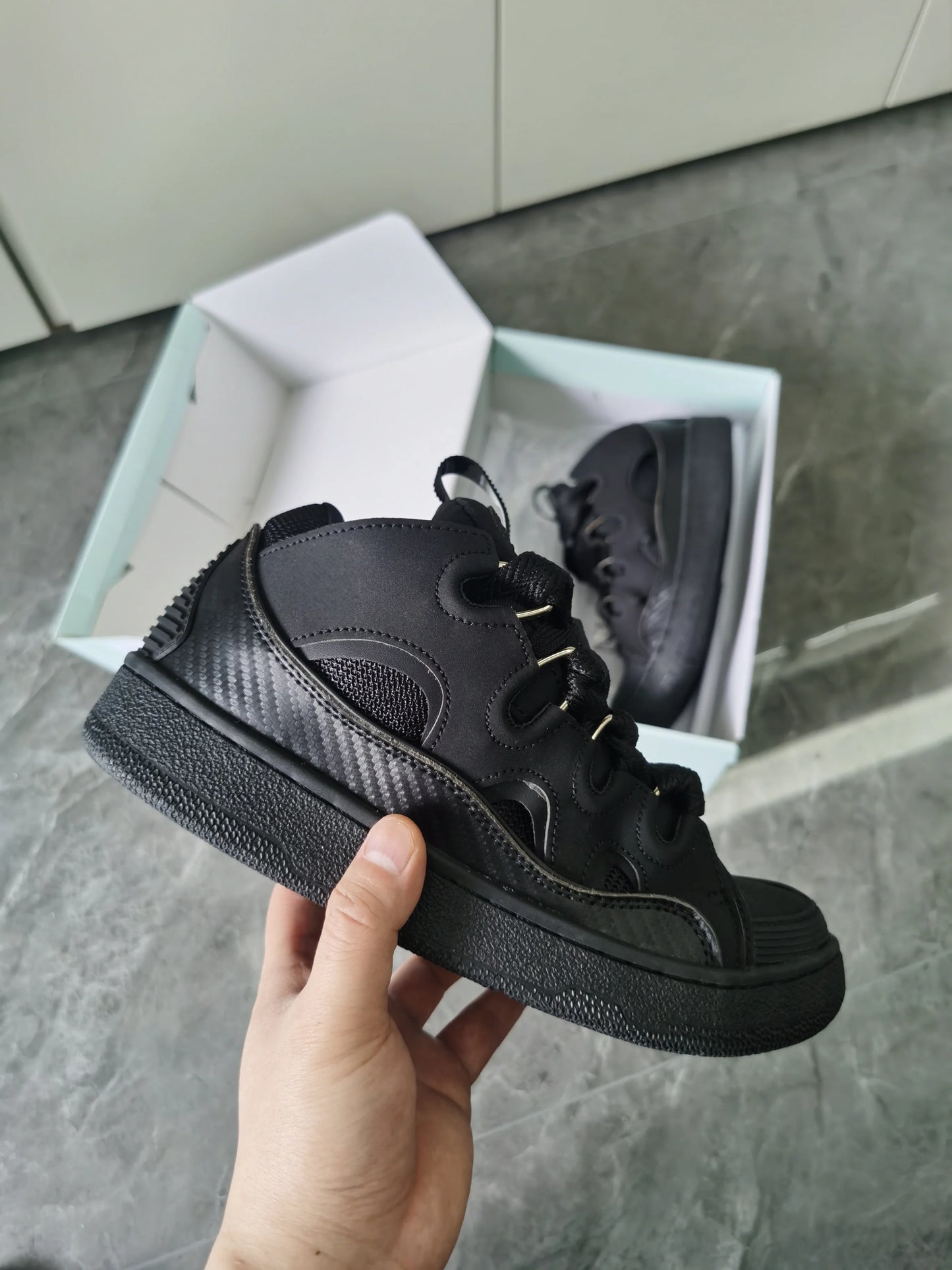 SpeedflyCN Sneaker Atmungsaktiv - Kapazität Hoch, Leistung Ausgeglichen, Größe 36-46