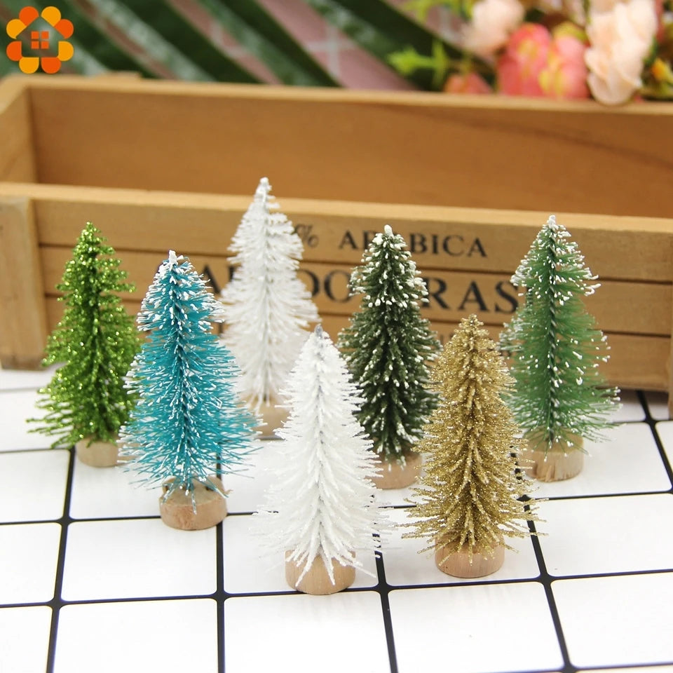 DIY House CH745-10pcs Kleiner Weihnachtsbaum - Größe 6,5 cm 10 Stück