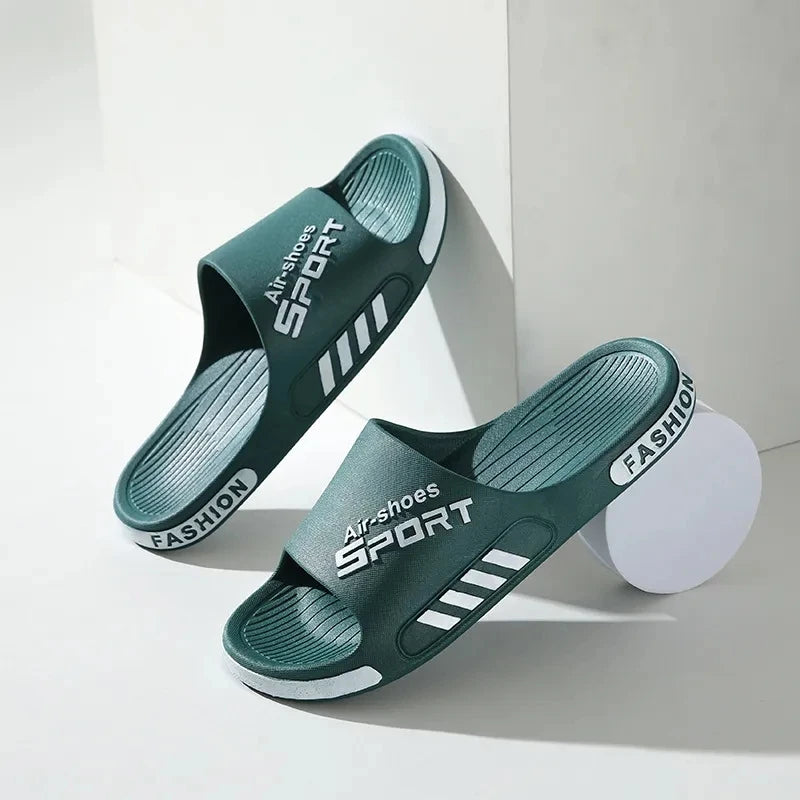 Mode Herren Hausschuhe PVC Weich Sohle Rutschfest Slides Casual Outdoor Strand Flip Flops Heim Badezimmer Paare Hausschuhe Neue Sandale
