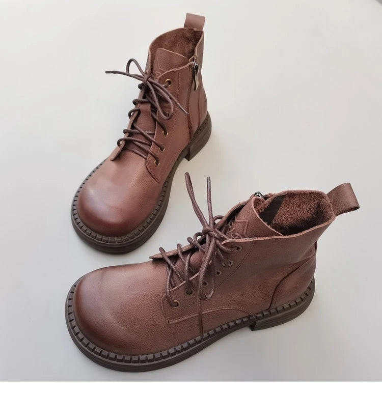 Ghete la gleznă Careaymade, piele naturală, variantă lată - mărime mare, înălțime toc 3-5 cm, căptușeală din lână