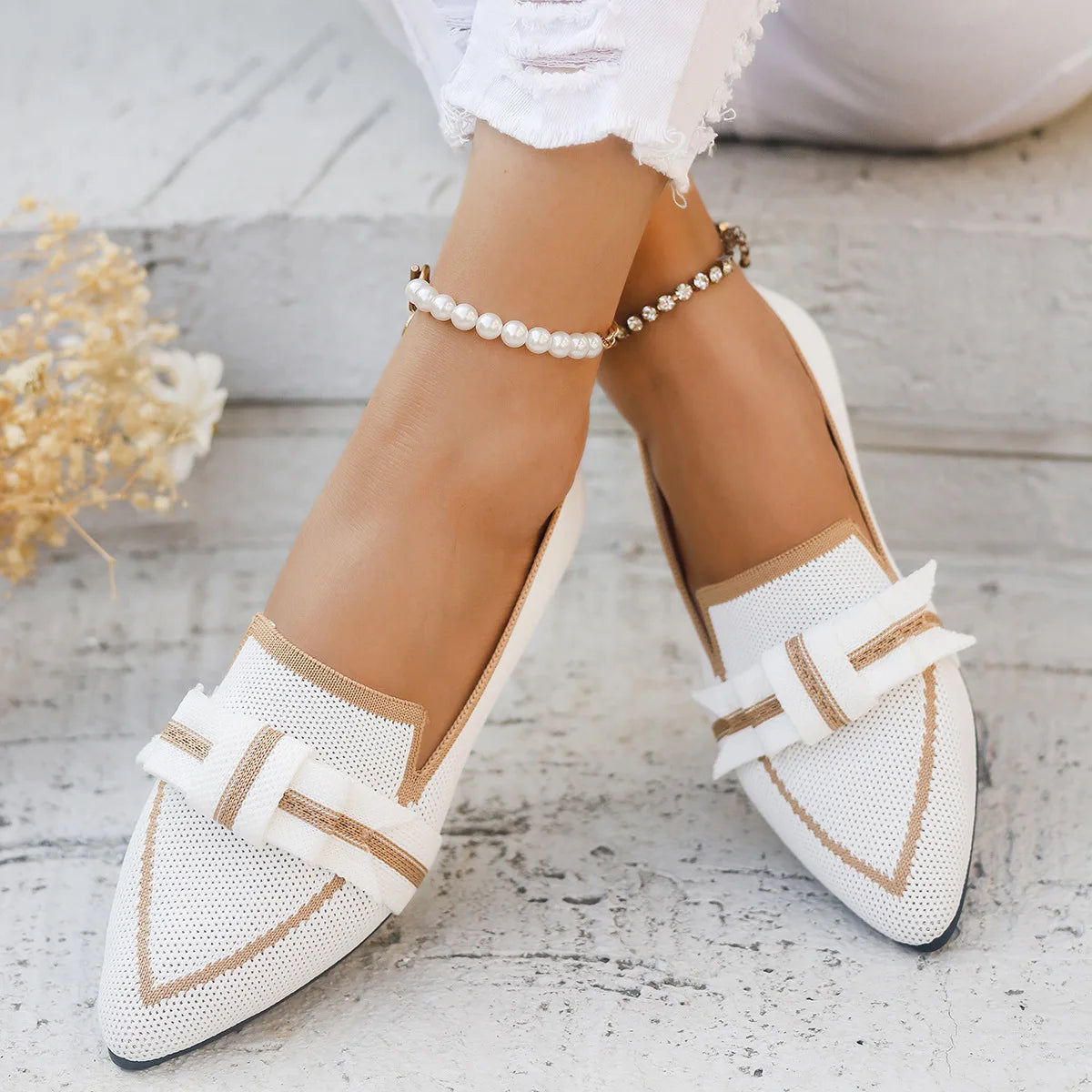 Women Flats 2024 New Knitted Slip Breathable Comfortable Solid Color Shoes Casual Pointed Toe Walking Loafers Sneakers Women