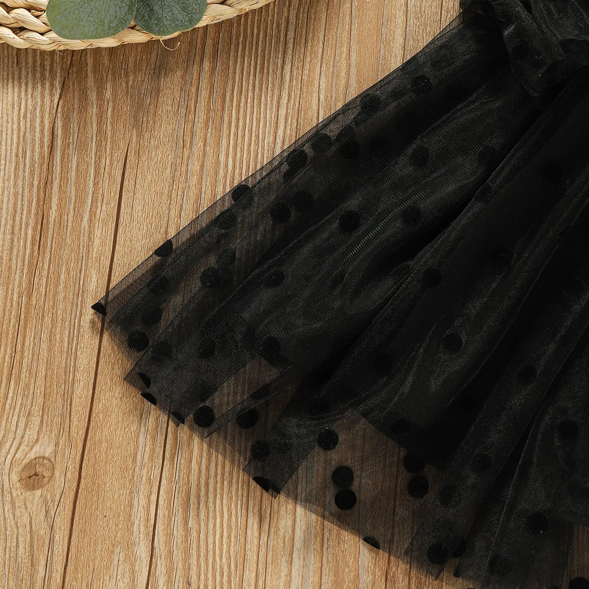 Spring and autumn style dress with round dots and lace, long sleeved solid black princess small and medium-sized girl dress
